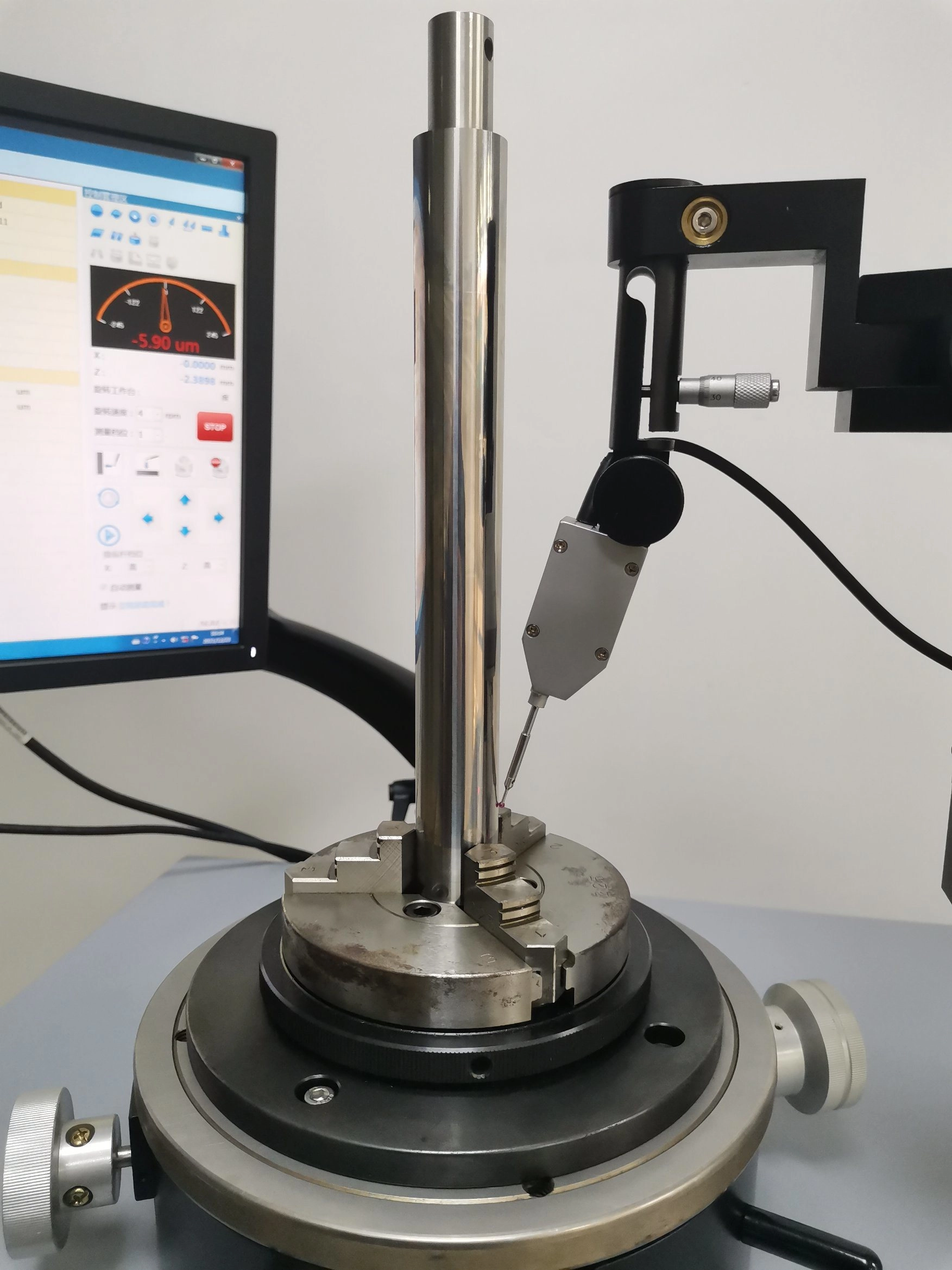 Roundness Testing Machine